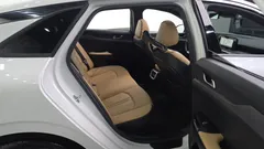 2022 Kia K5 Prestige — фото 12