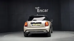 2022 Mini Cooper 클래식 플러스 — фото 4