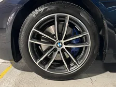 2023 BMW 5-Series 523d M Sport — фото 5