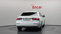 2021 Mercedes-Benz E-Class E350 4MATIC Avantgarde — фото 4