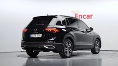 2023 Volkswagen Tiguan 2.0 TDI Prestige — фото 2