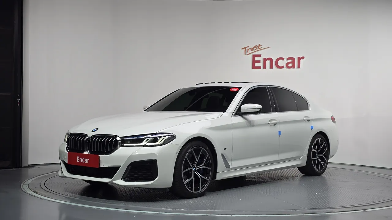 2023 BMW 5-Series 530i M Sport Package