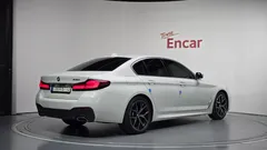 2023 BMW 5-Series 530i M Sport Package — фото 2