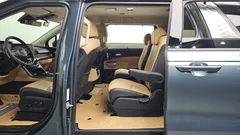 2023 Kia Carnival Diesel 9-Seater Signature — фото 11