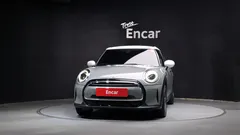 2023 Mini Cooper 5Door Classic — фото 3