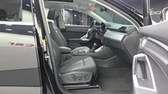 2022 Audi Q3 35 TDI Premium Sportback — фото 11