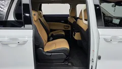 2023 Kia Carnival Diesel 9-Seater Signature — фото 11