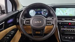 2023 Kia Carnival Diesel 9-Seater Signature — фото 13