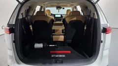 2023 Kia Carnival Diesel 9-Seater Signature — фото 17