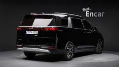 2023 Kia Carnival Diesel 9-Seater Prestige — фото 2