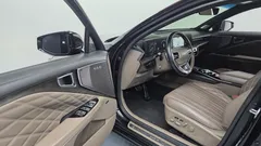 2023 Kia K8 Signature Special — фото 10
