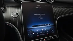 2023 Mercedes-Benz C-Class C200 Avantgarde — фото 18
