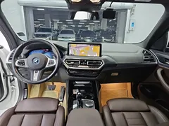 2022 BMW X3 xDrive 30e M Sport — фото 7