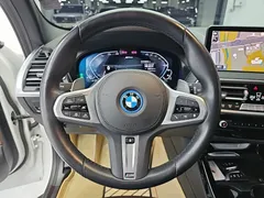 2022 BMW X3 xDrive 30e M Sport — фото 9