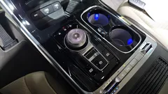 2023 Kia Carnival Gasoline 4-Seater Hi-Limousine — фото 9