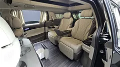 2023 Kia Carnival Gasoline 4-Seater Hi-Limousine — фото 12
