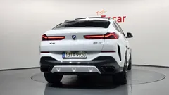 2022 BMW X6 xDrive40i M Sport — фото 4