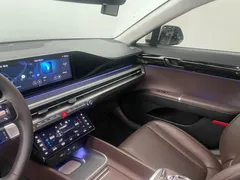 2023 Hyundai Grandeur Premium — фото 17
