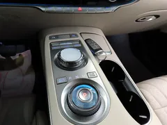 2022 Genesis GV70 2.5T Gasoline 2WD — фото 9