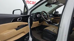 2023 Kia Carnival Diesel 9-Seater Prestige — фото 10
