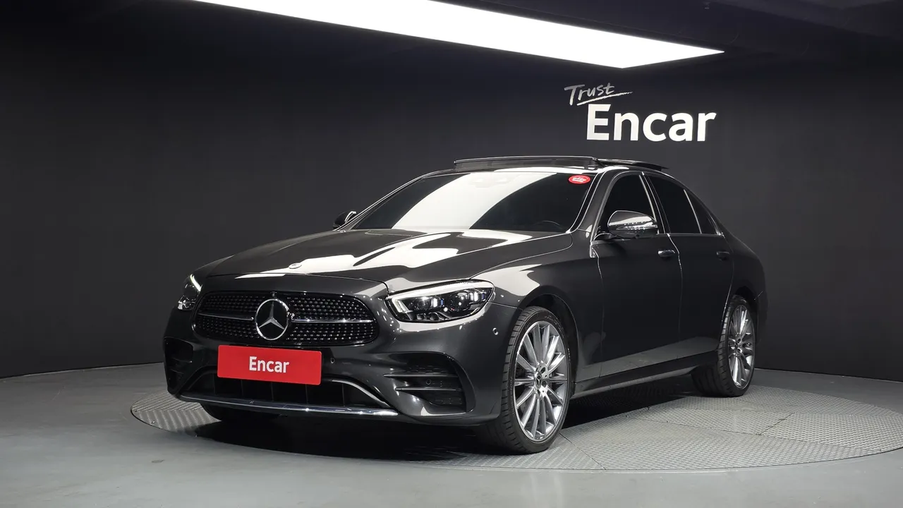 2022 Mercedes-Benz E-Class E350 4MATIC AMG Line