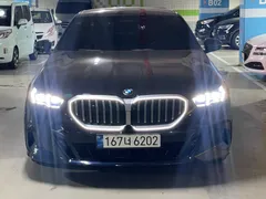 2024 BMW 5-Series 520i M Sport — фото 3
