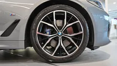 2023 BMW 5-Series 530i xDrive M Sport Package — фото 5