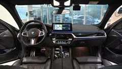 2023 BMW 5-Series 530i xDrive M Sport Package — фото 8