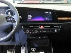 2024 Kia Niro Signature — фото 15