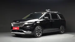 2023 Kia Carnival Diesel 9-Seater Prestige — фото 1