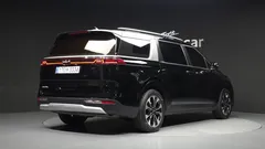 2023 Kia Carnival Diesel 9-Seater Prestige — фото 2