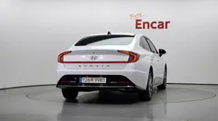 2023 Hyundai Sonata 2.0 — фото 4