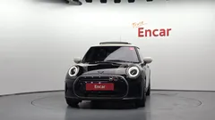 2023 Mini Cooper 3Door Resolute Edition — фото 3