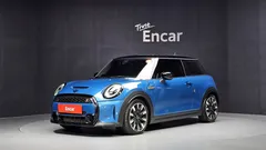 2023 Mini Cooper Classic — фото 1