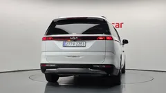 2022 Kia Carnival Diesel 9-Seater Noblesse — фото 4
