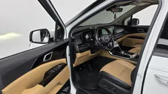 2022 Kia Carnival Diesel 9-Seater Noblesse — фото 10