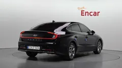 2023 Hyundai Sonata 2.0 — фото 2