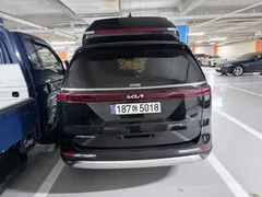 2023 Kia Carnival Gasoline 4-Seater Hi-Limousine — фото 5