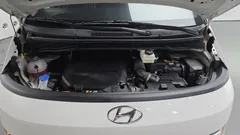 2022 Hyundai Staria Tourer 11-Seater — фото 6