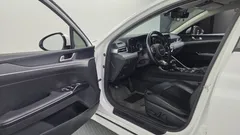 2023 Kia K5 2.0 LPI(Renter car) — фото 10