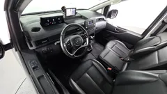 2022 Hyundai Staria Cargo 3-Seater — фото 7