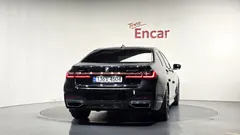 2022 BMW 7-Series 740i M Sport — фото 4