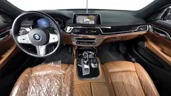 2022 BMW 7-Series 740i M Sport — фото 7