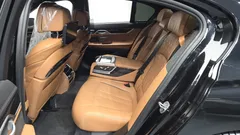 2022 BMW 7-Series 740i M Sport — фото 11