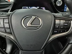 2023 Lexus ES Executive — фото 6