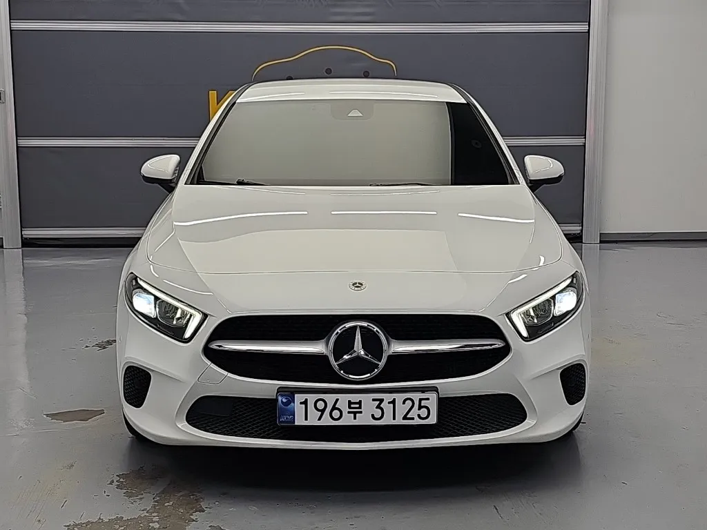 2022 Mercedes-Benz A-Class A220 Hatchback