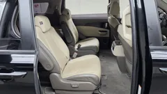 2023 Kia Carnival Diesel 9-Seater Prestige — фото 12
