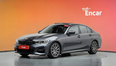 2022 BMW 3-Series 320i M Sport
