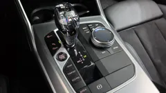 2022 BMW 3-Series 320i M Sport — фото 9