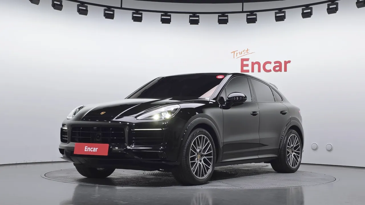 2023 Porsche Cayenne 3.0 COUPE PLATINUM EDITION